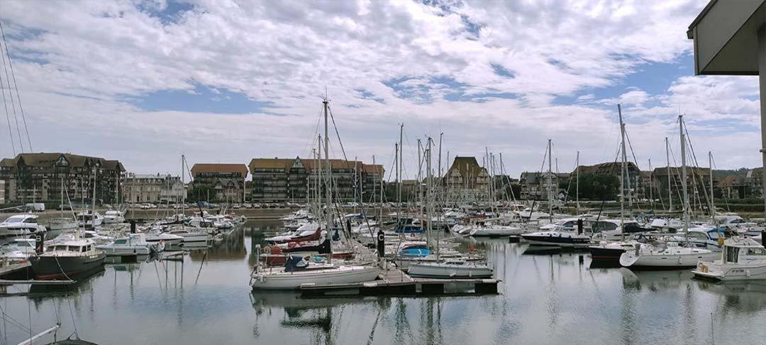 Le Loft-Boat Apartman Deauville Kültér fotó