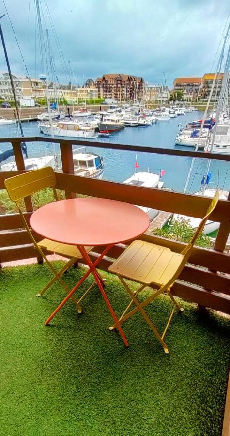 Le Loft-Boat Apartman Deauville Kültér fotó